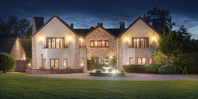 The homeowners reportedly think this is a more "fun" way to sell their home and raise money for charity at the same time. (Millionaire Mansion/SWNS)