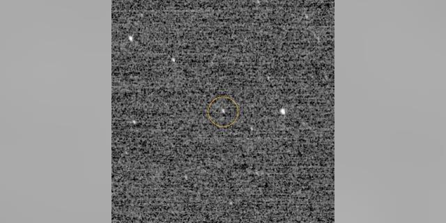 This is the first detection of Ultima Thule using the highest-resolution mode of the Long Range Reconnaissance Imager aboard the New Horizons spacecraft. Three separate images, each with an exposure time of 0.5 seconds, were combined to produce the image. (NASA/Johns Hopkins University Applied Physics Laboratory/Southwest Research Institute)