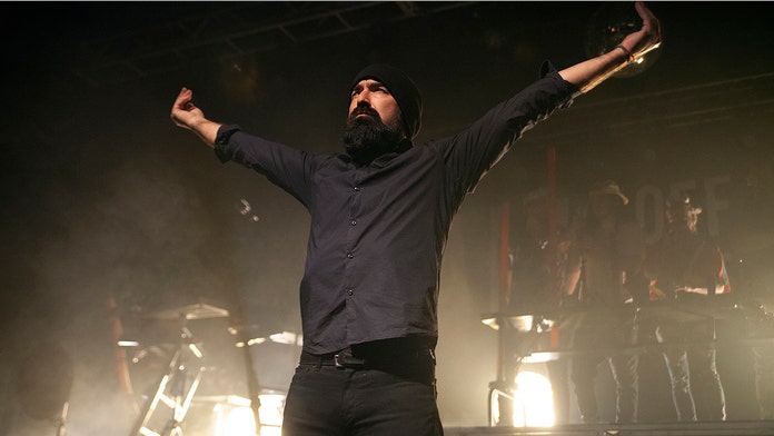 walk off the earth announces mike beard guy taylor died of natural