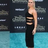 Lindsey Vonn showed off her toned bod and her new boyfriend Kenan Smith at the premiere of the new "Pirates of the Caribbean" movie. The Olympian looked stunning in a black dress with cutouts on her side.
