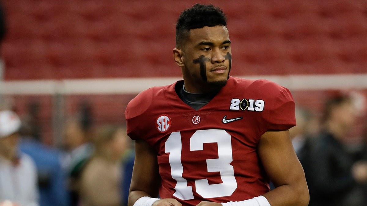 Will Tua Tagovailoa start Week 1 for the Dolphins? (AP Photo/Chris Carlson)