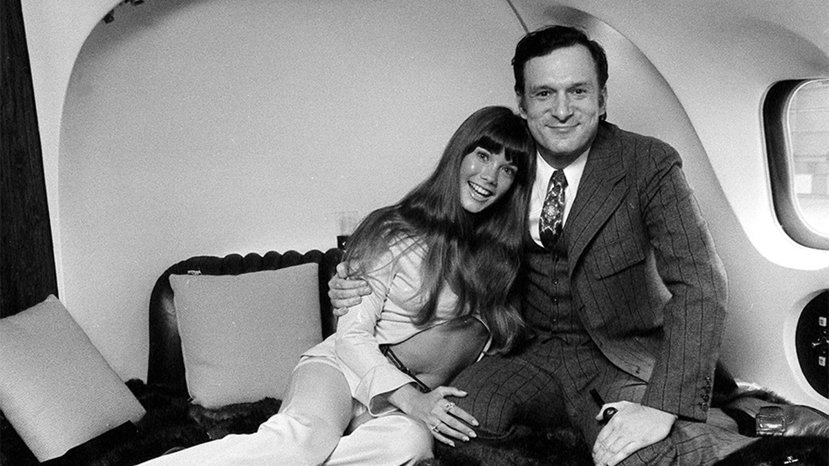 Hugh Hefner met Barbi Benton