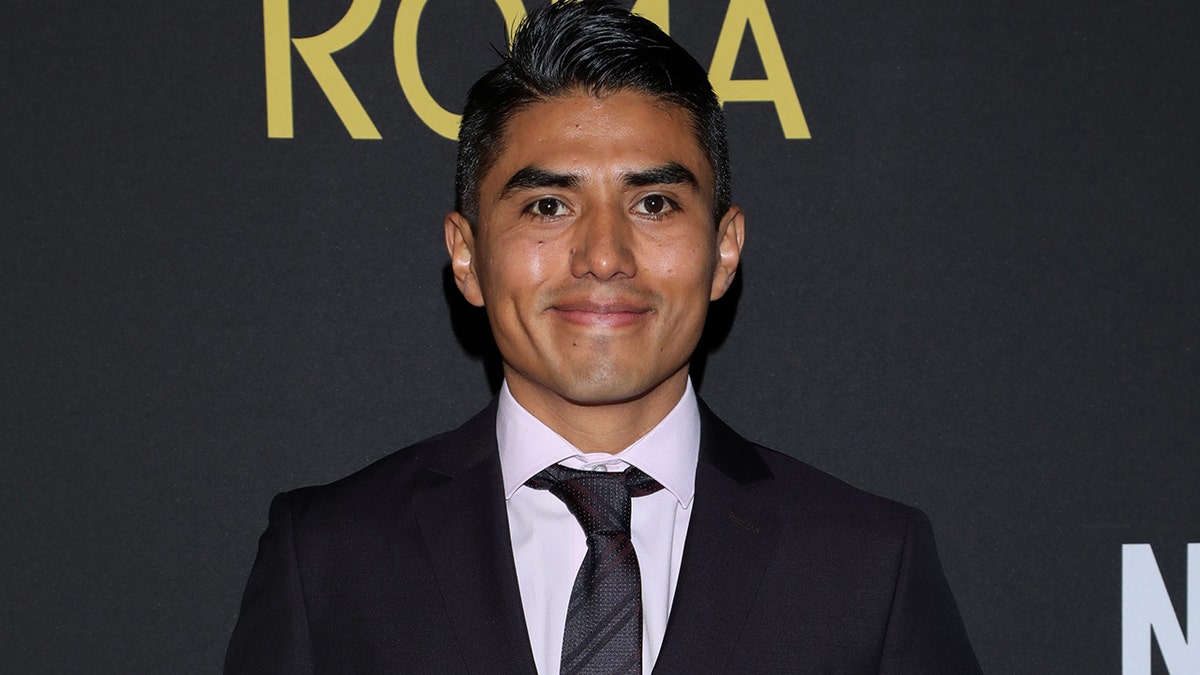 Netflix if reportedly working to get "Roma" actor Jorge Antonio Guerrero a visa in time for the upcoming Academy Awards.