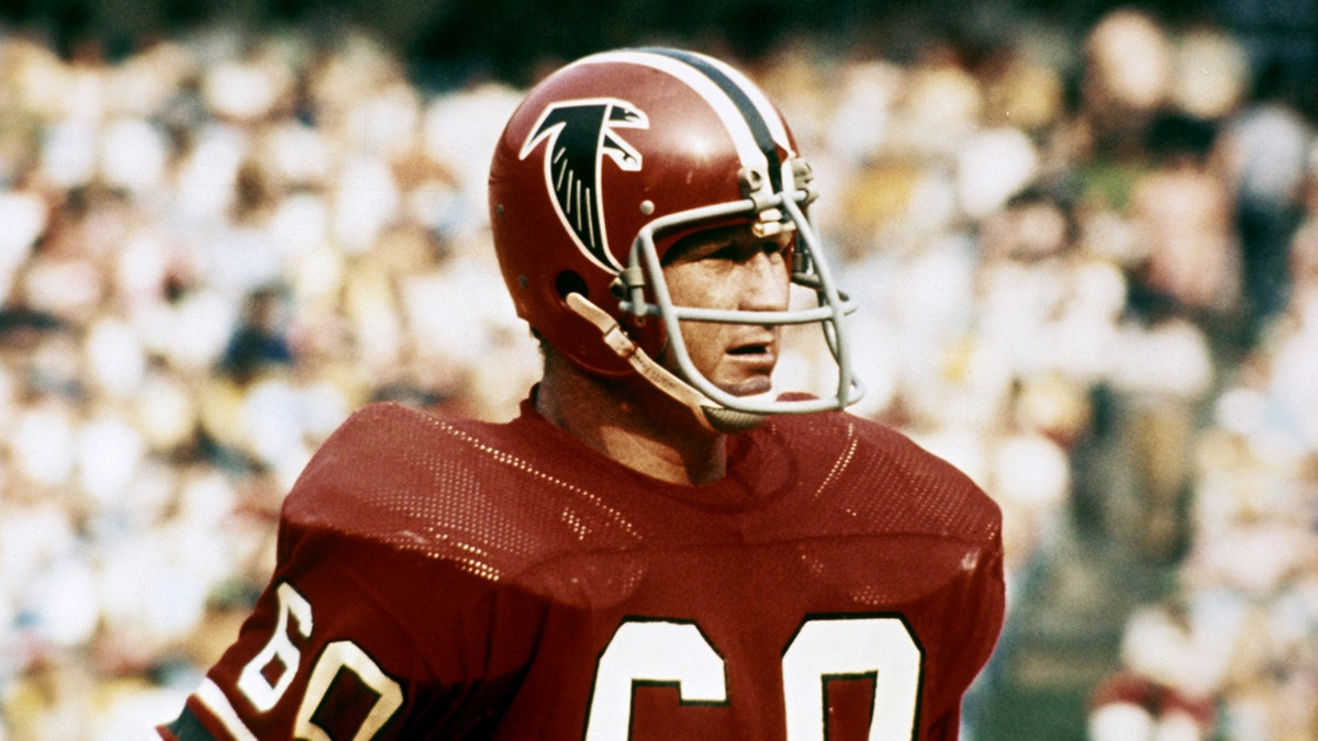 Atlanta Falcons linebacker Tommy Nobis during a 1973 game at Atlanta Fulton County Stadium in Atlanta, Georgia.