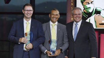 2 Australians given top award for bravery after volunteering in rescue mission of Thai cave boys