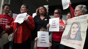Los Angeles teachers union delays planned start of strike