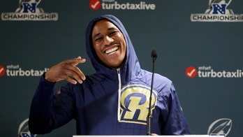 Los Angeles Rams' Marcus Peters gives hilarious weather report on Hawaii TV station