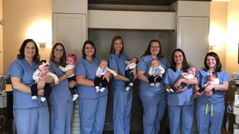 Nurses from Illinois hospital who were pregnant at the same time take photo with newborns