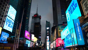 NBC's New Year's Eve show with Carson Daly, Chrissy Teigen, Leslie Jones has viewers crying 'complete disaster' and 'trainwreck'