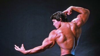 Arnold Schwarzenegger’s son recreates his father’s famous bodybuilding pose