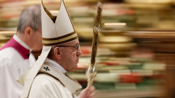 Pope decries rise of nationalism, flaws of globalization