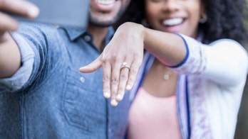 Guy on Ambien accidentally proposes to girlfriend, wakes up and doesn't remember any of it