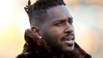 Pittsburgh Steelers' Antonio Brown calls ex-teammate-turned-analyst 'Uncle Tom' after criticism