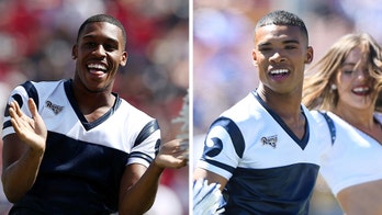 Super Bowl to include men in cheerleading squad for first time