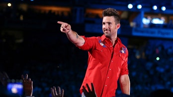 Florida's Jake Owen to perform before Daytona 500