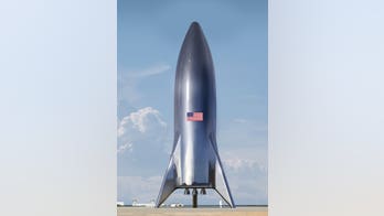 SpaceX's 'Starship' hopper prototype could make 1st test flight in weeks, Elon Musk says