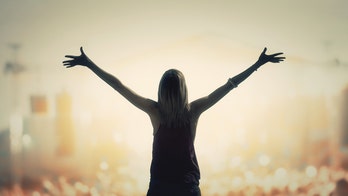 Passenger who missed flight, danced through 4-hour wait in Atlanta airport says response has been 'like a dream'