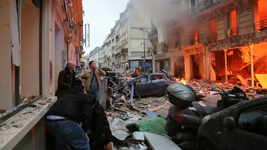 Paris bakery explosion kills 4, injures 47 with 10 in critical condition