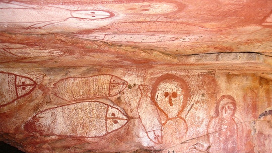 Did ancient aliens and exploring Egyptians visit Australia 50,000 years ago?