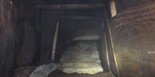 US and Mexico law enforcment discovered and closed up an incomplete cross-border tunnel