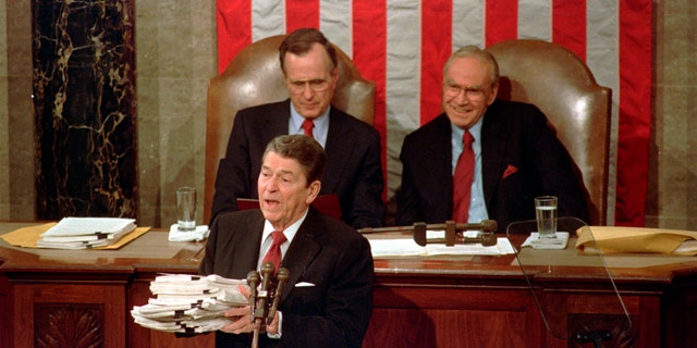 President Ronald Reagan delayed his 1986 State of the Union address due to the Challenger disaster.