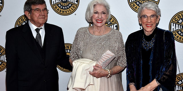From l-r: Bonnie Brown, Maxine Brown and guest attend The Country Music Hall of Fame 2015 Medallion Ceremony at the Country Music Hall of Fame and Museum on October 25, 2015 in Nashville, Tennessee. (Photo by John Shearer/Getty Images for CMHOF)