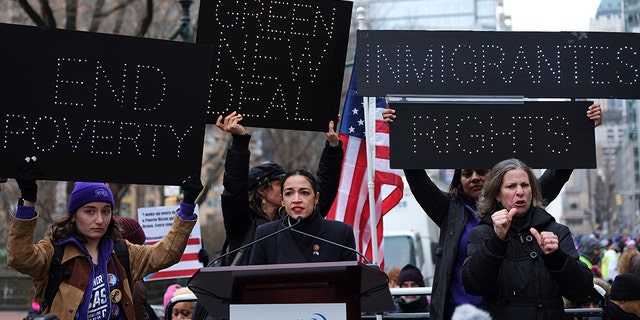 Rep. Alexandria Ocasio-Cortez (D-NY) speaks during a march organised by the Women's March Alliance in the Manhattan borough of New York City, U.S., January 19, 2019. REUTERS/Caitlin Ochs - RC1647E36CA0