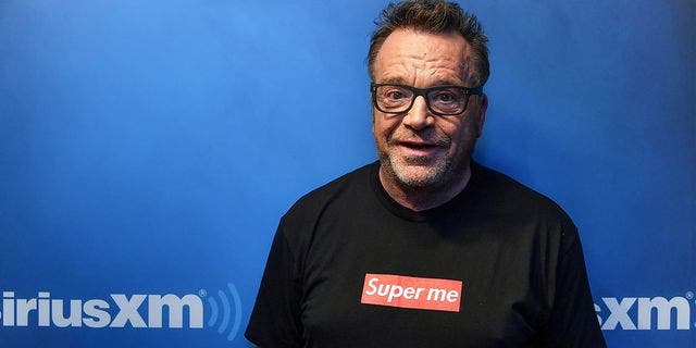 Tom Arnold shared a phone number on Twitter that he claimed belongs to Hope Hicks.