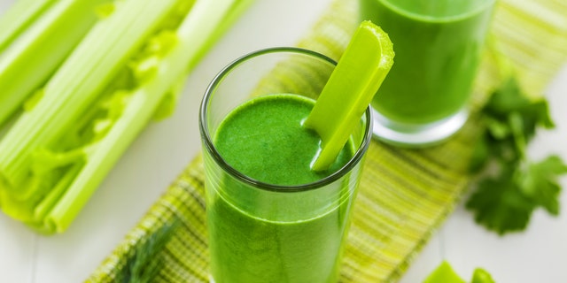 Greens like spinach, kale and romaine lettuce add more protein to your smoothie. (iStock)