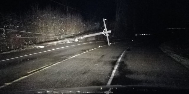 Severe Windstorm In Washington Leaves Hundreds Of Thousands Without ...