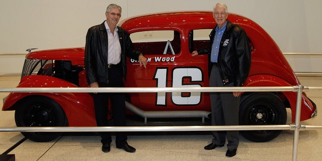 Leonard and Glen wood with one of their earlyl cars.