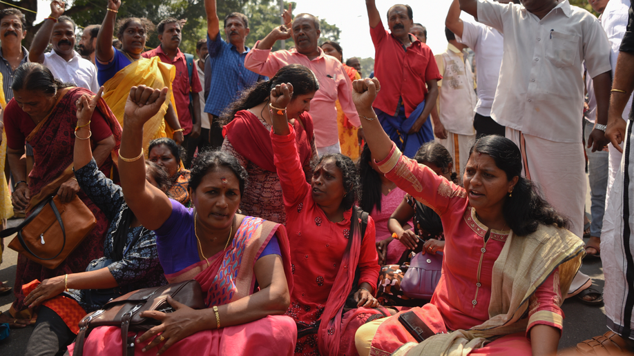 Kerala women stage a wall to uphold gender equality, renaissance values Kerala women stage a wall to uphold gender equality, renaissance values