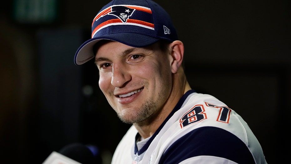 https://a57.foxnews.com/static.foxnews.com/foxnews.com/content/uploads/2019/01/931/524/NFL-Rob-Gronkowski2.jpg