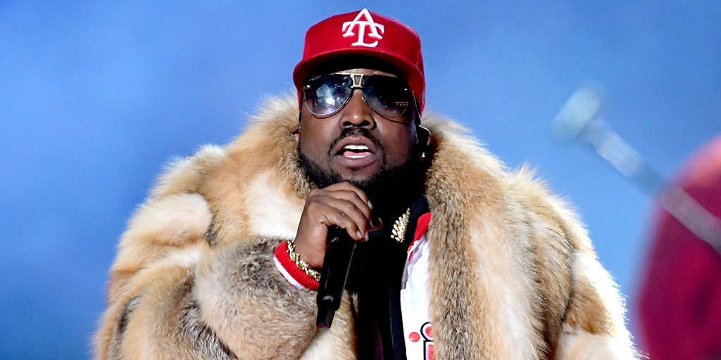 Rapper Big Boi For Wearing Fur Coat, Where Can I Donate A Mink Coat