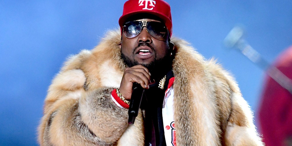 Peta Calls Out Rapper Big Boi For Wearing Fur Coat At The Super Bowl Our Hearts Sank Fox News Rapper Big Boi For Wearing Fur Coat, Where To Donate A Mink Coat