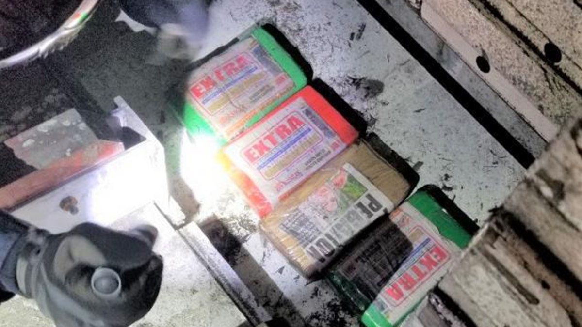 Just a week after the first discovery, agents found additional seven bundles of cocaine in the floorboards of a boat arriving from Guatemala