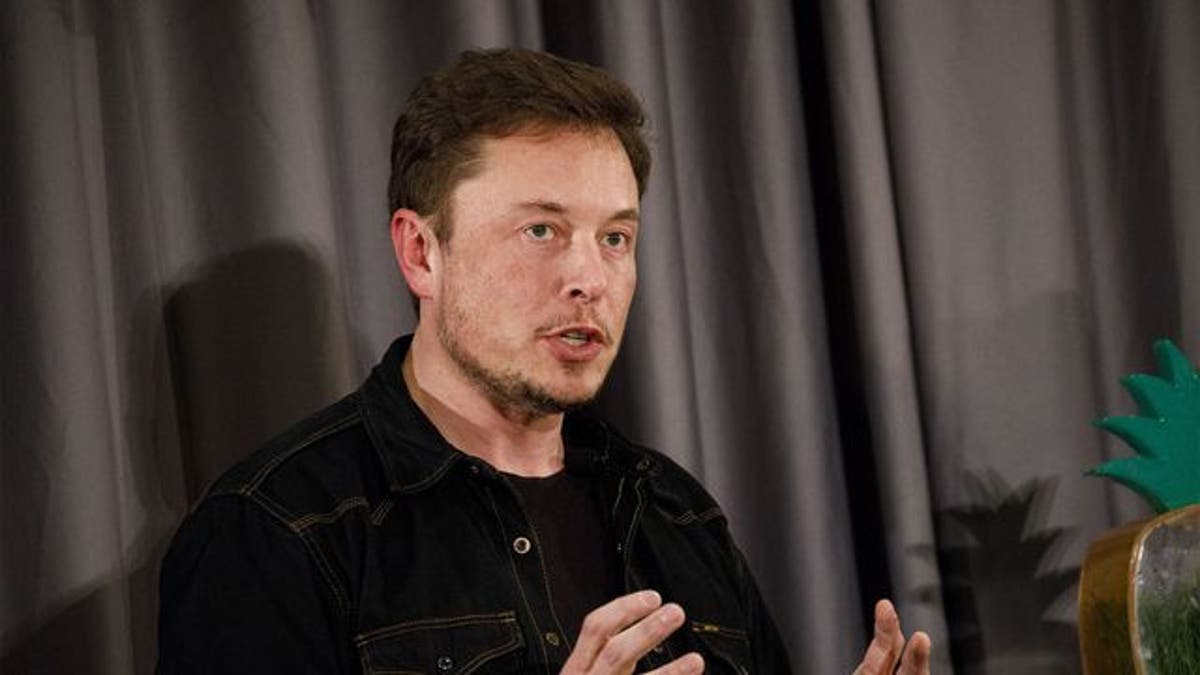 Elon-Musk-bel-air