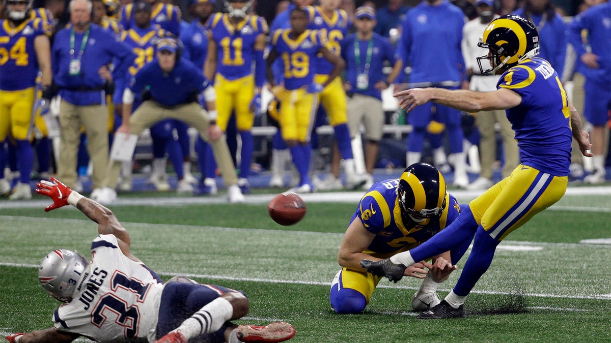 Rams Worked Out 10 Kickers To Replace Greg Zuerlein