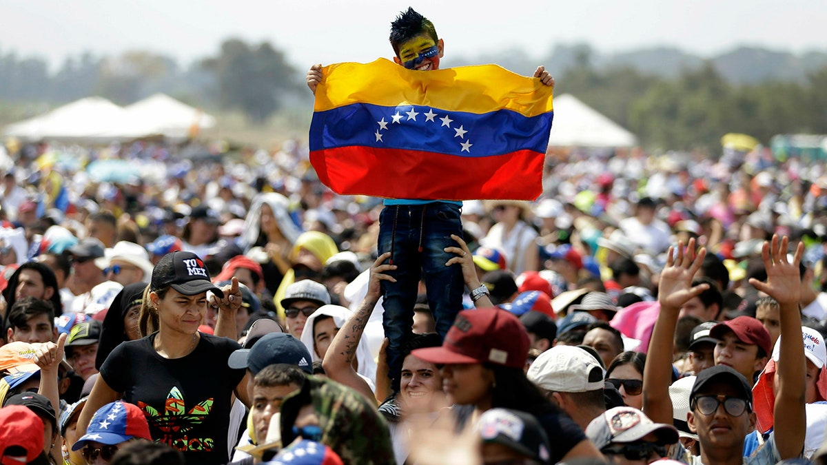 Venezuelan Aid Clashes Turn Deadly As Woman Is Killed By Maduro's ...