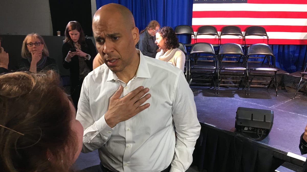 New Jersey Democratic Sen. Cory Booker campaigns in New Hampshire on Saturday. (Paul Steinhauser/Fox News).