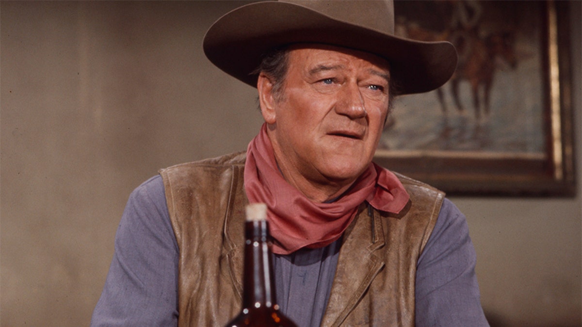 John Wayne, behind the scenes of the making of "Rio Lobo."