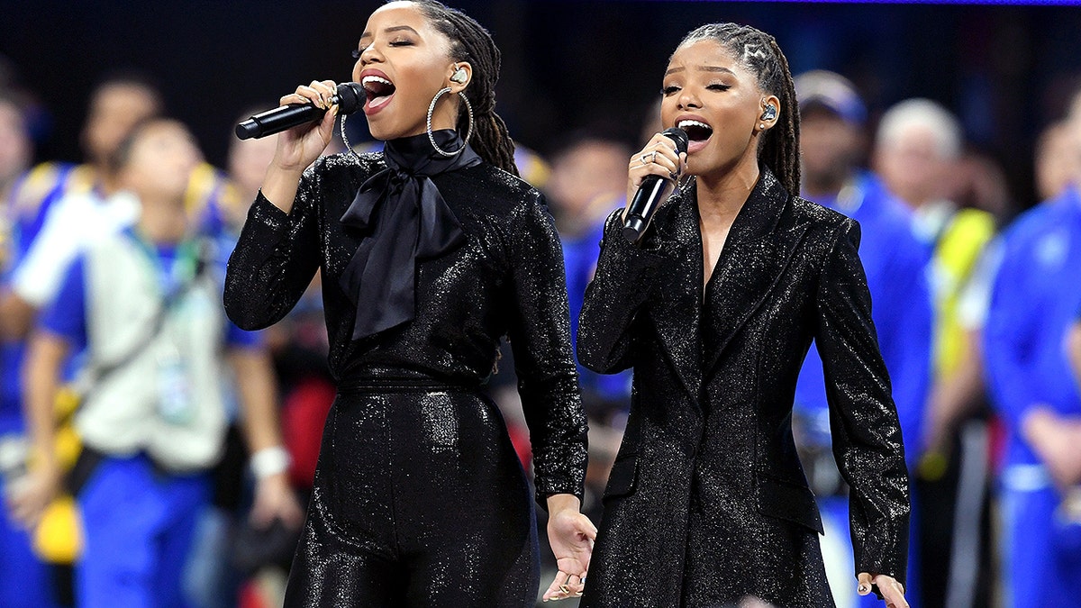 ATLANTA, GA - FEBRUARY 03:  Halle Bailey (L) and Chloe Bailey of Chloe X Halle perform during the Super Bowl LIII Pregame at Mercedes-Benz Stadium on February 3, 2019 in Atlanta, Georgia.  (Photo by Kevin Winter/Getty Images)