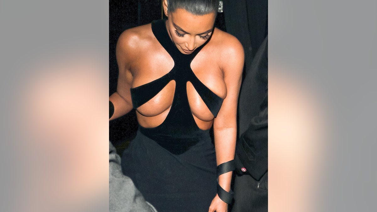 Kim Kardashian risks nip-slip in revealing vintage Thierry Mugler gown