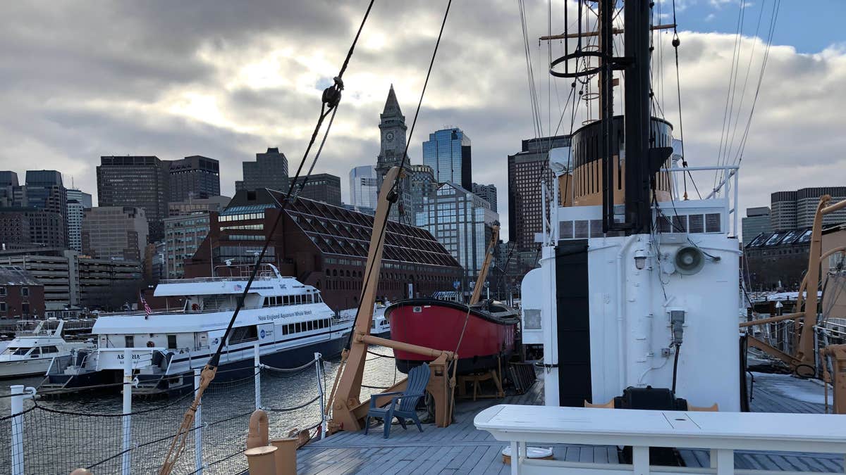 Local man saves Nantucket's lightship, Local News