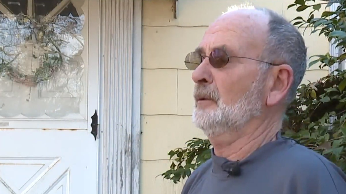 North Carolina Man Holds Burglary Suspects At Gunpoint Outside Of Home ...