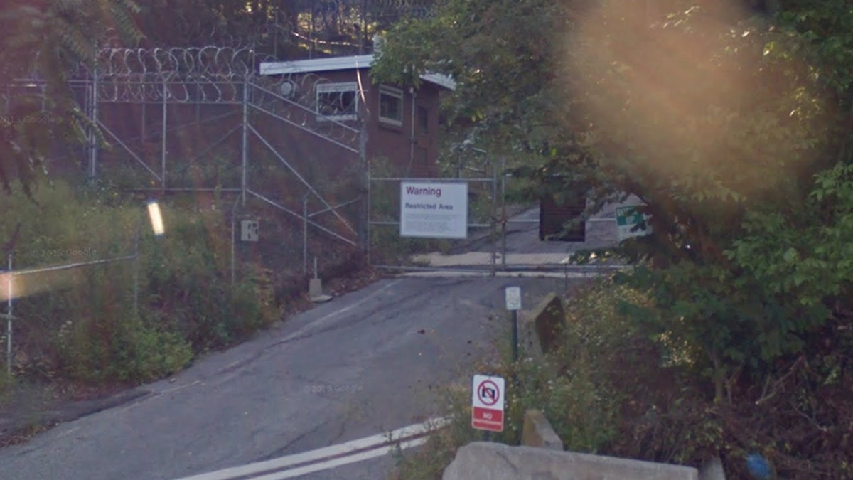 One of the access roads leading up to the summit of Raven Rock mountain.