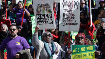 Oakland teachers head into 3rd day of strike