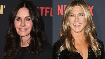 Jennifer Aniston, Courteney Cox stun fans in Instagram birthday post: 'Twins!'