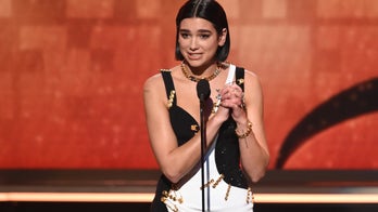 Grammys 2019 Best New Artist Dua Lipa talks Ariana Grande missing the show, 21 Savage being arrested by ICE