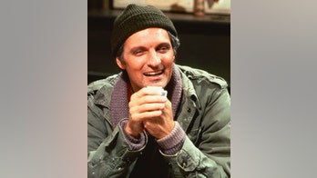 Alan Alda talks reuniting with ‘M*A*S*H’ co-stars, secret to his lasting marriage in Hollywood